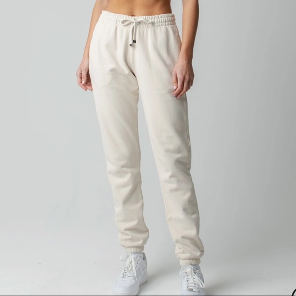 TALENTLESS WOMEN’S SWEATPANTS - Picture 3 of 11